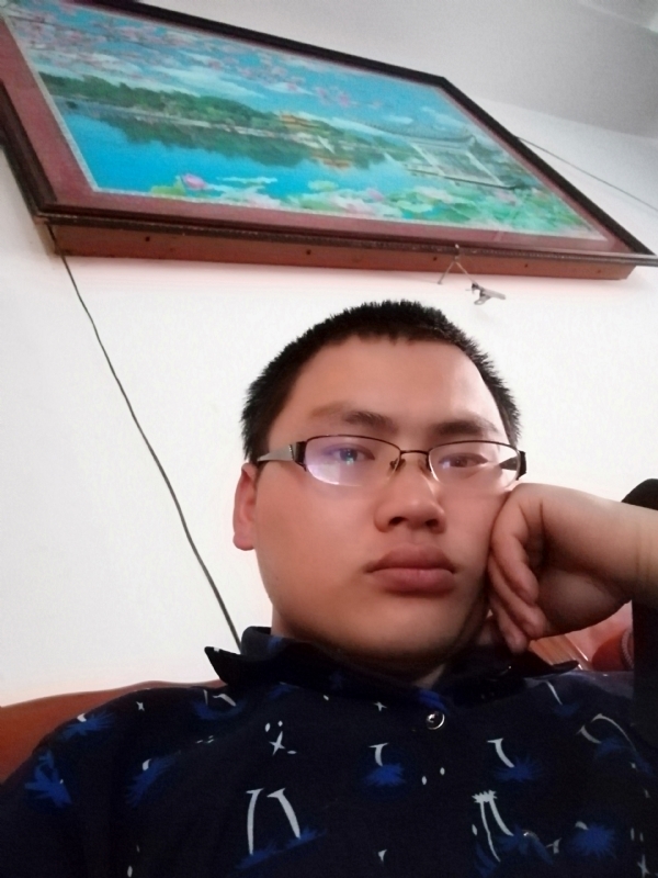 90男孩的第一张照片--仙游婚介网