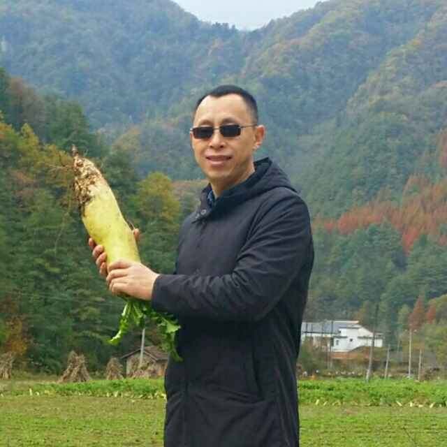 墨迹男的第一张照片--仙游婚介网