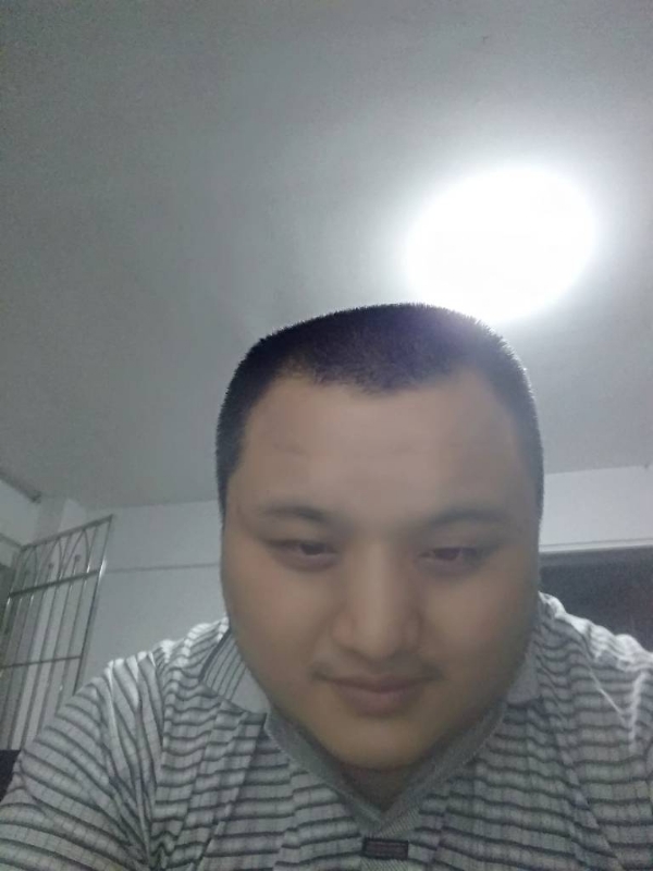 我在机场等艘船的第一张照片--仙游婚介网
