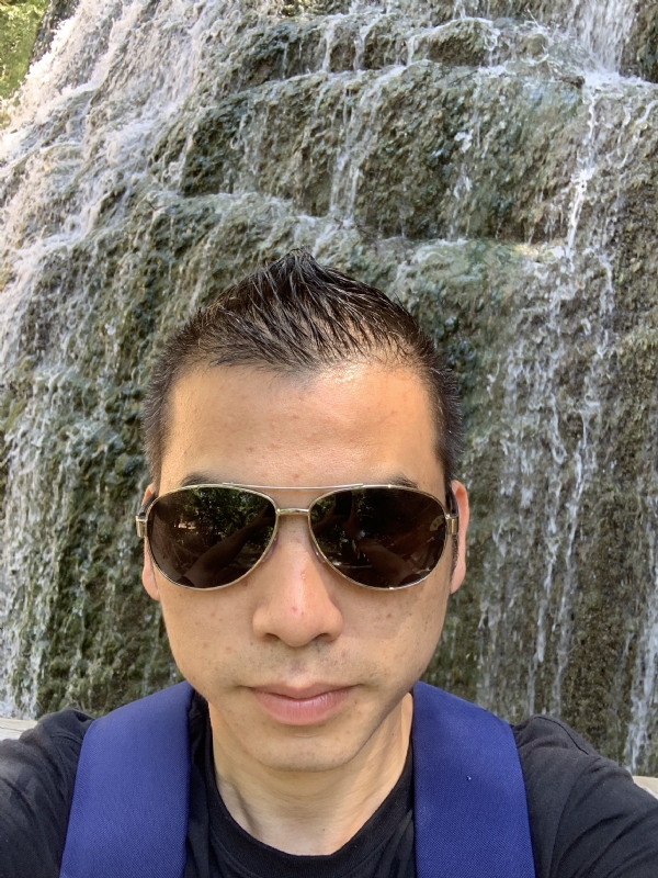 高兴的第二张照片--仙游婚介网