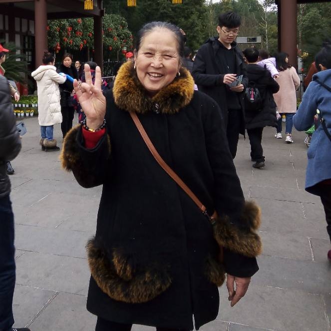 刘刘的第一张照片--仙游婚介网