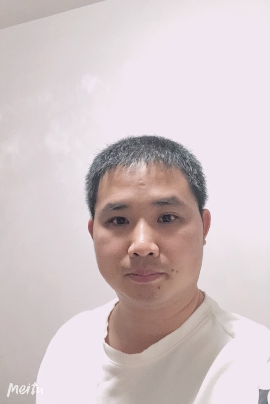 小梁的第一张照片--仙游婚介网