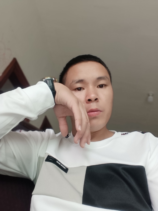 冷漠的第一张照片--仙游婚介网