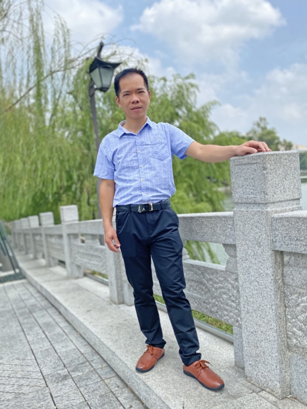 奇峰向阳的第一张照片--仙游婚介网