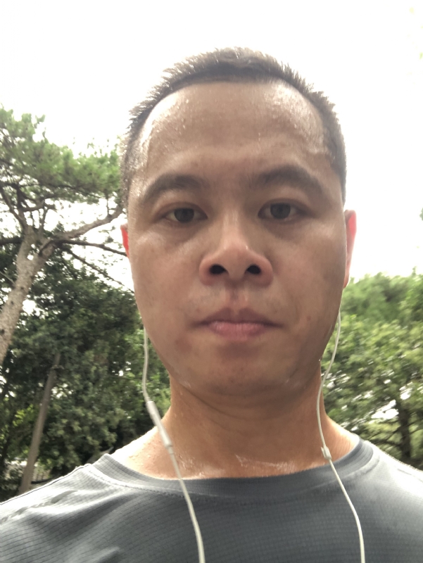 猩猩巨呃的第二张照片--仙游婚介网