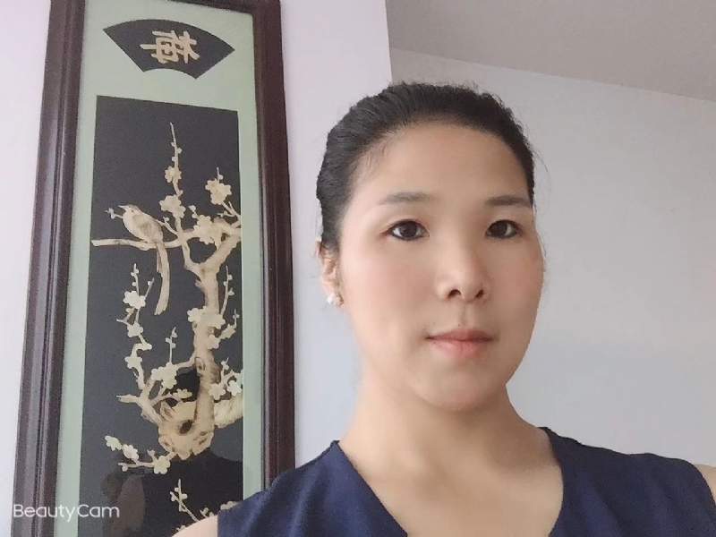 微笑的第一张照片--仙游婚介网