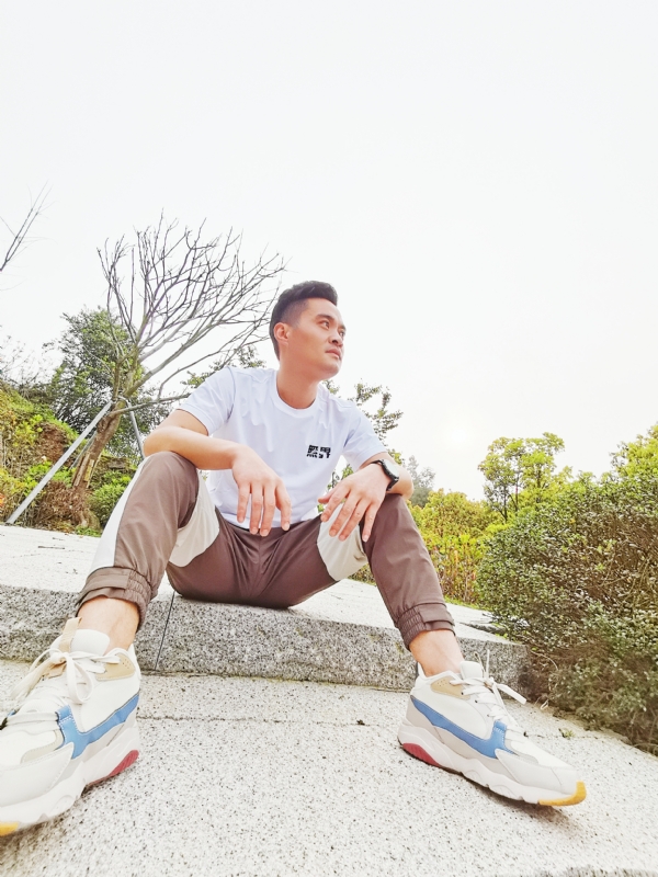 一个人，干净利落的第一张照片--仙游婚介网