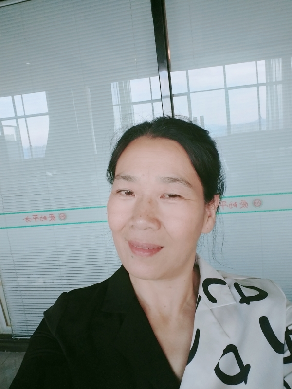 易莲的第一张照片--仙游婚介网