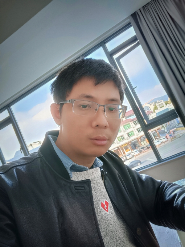 也许只是缺少一个拥抱的第二张照片--仙游婚介网
