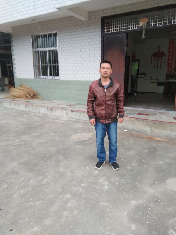 阿泉的第一张照片--仙游婚介网