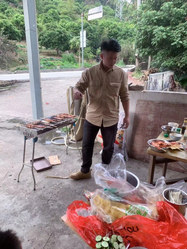 你黑我哟的第一张照片--仙游婚介网