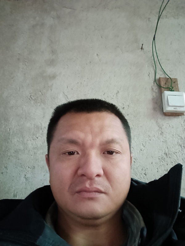 兰成龙的第三张照片--仙游婚介网